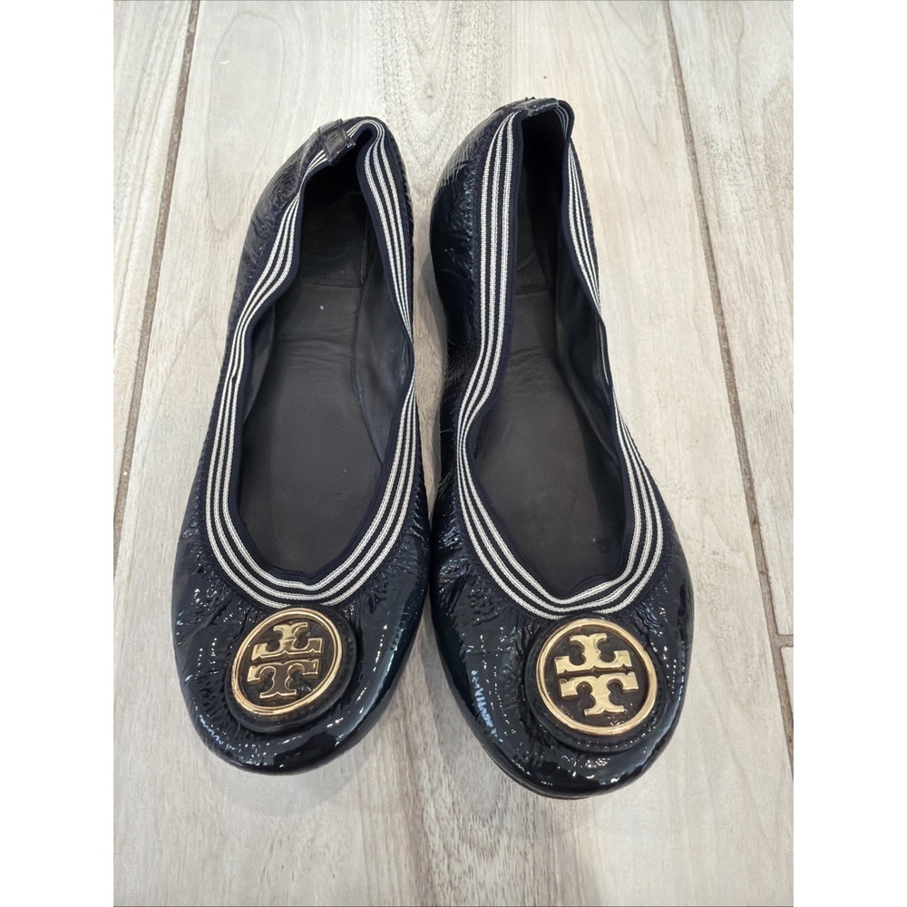 Tory  Burch Caroline Elastic Navy Blue Patent Leather Ballet Flat Sz 6.5   (229)